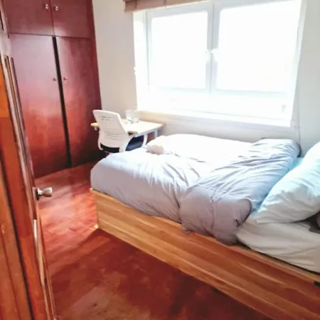 Whole Flat In Little Venice
